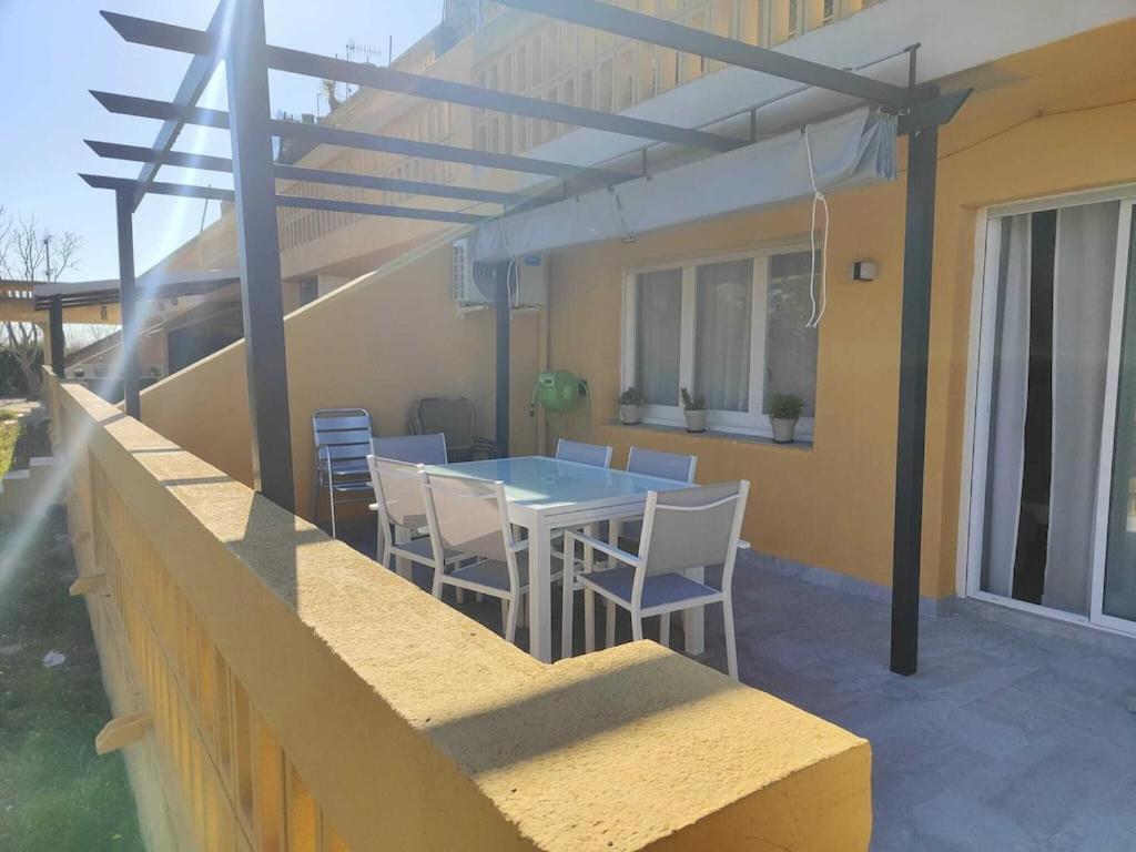 Superbe Appartement Terrasse Entierement Renove Au Bord De L'Ebre Deltebre Exterior foto