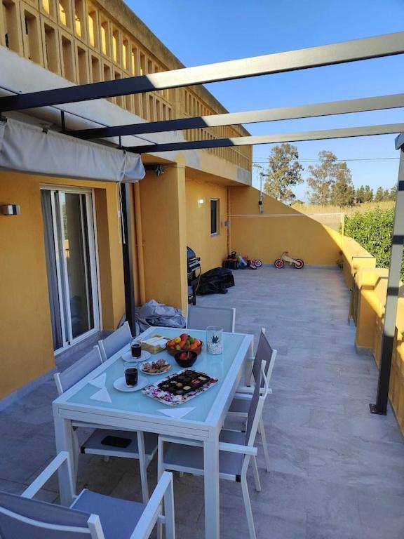 Superbe Appartement Terrasse Entierement Renove Au Bord De L'Ebre Deltebre Exterior foto